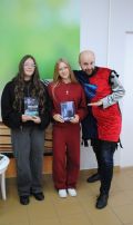b_120_0_16777215_0_0_img_aktualnosci_spotkanie_autorskie_kamil_sobik_spotkanie_autorskie_kamil_sobik_2025-21.jpg